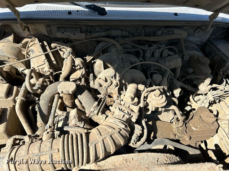 image for item NQ9921 2004 Ford Ranger  SuperCab pickup truck