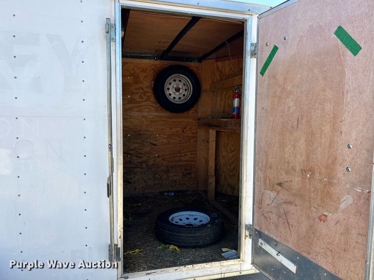 image for item NQ9923 2015 Doolittle FD-304  enclosed cargo trailer