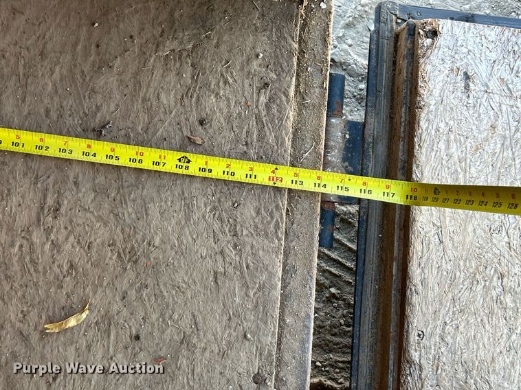 image for item NQ9923 2015 Doolittle FD-304  enclosed cargo trailer