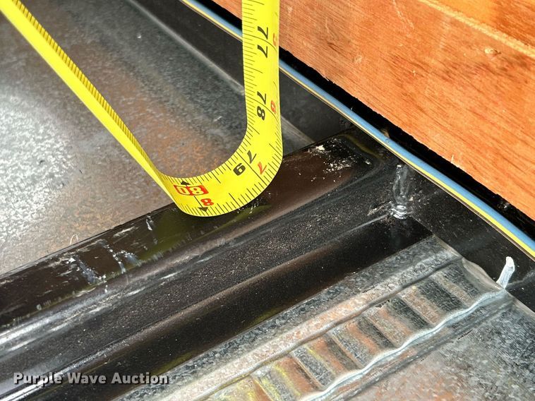 image for item NQ9923 2015 Doolittle FD-304  enclosed cargo trailer