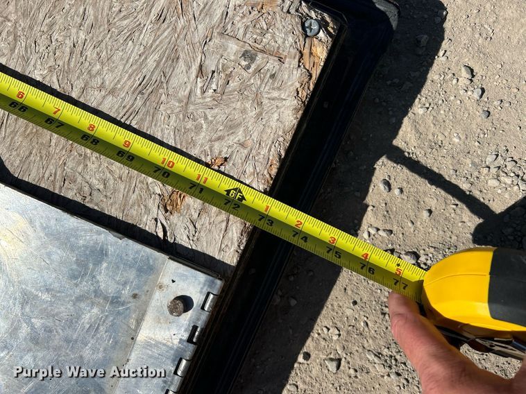 image for item NQ9923 2015 Doolittle FD-304  enclosed cargo trailer