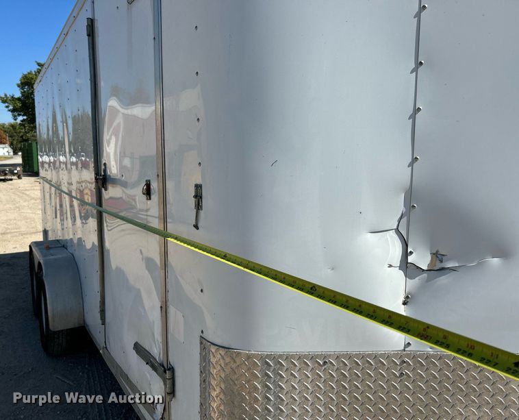 image for item NQ9923 2015 Doolittle FD-304  enclosed cargo trailer