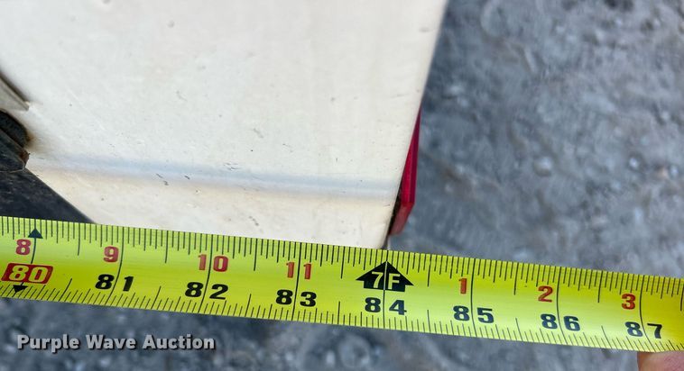 image for item NQ9923 2015 Doolittle FD-304  enclosed cargo trailer