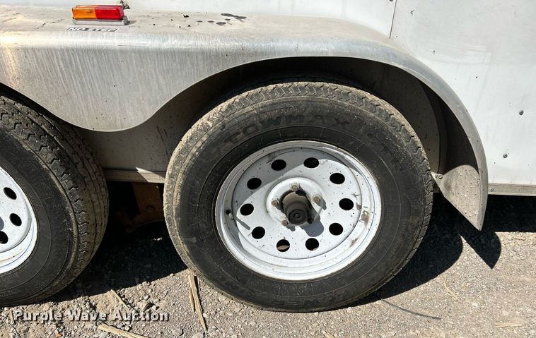 image for item NQ9923 2015 Doolittle FD-304  enclosed cargo trailer