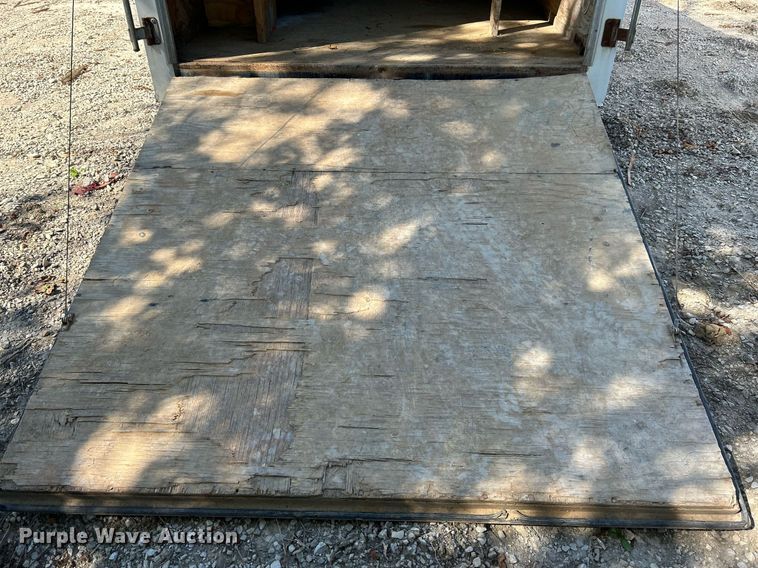 image for item NQ9924 2014 Doolittle FD-304  enclosed cargo trailer