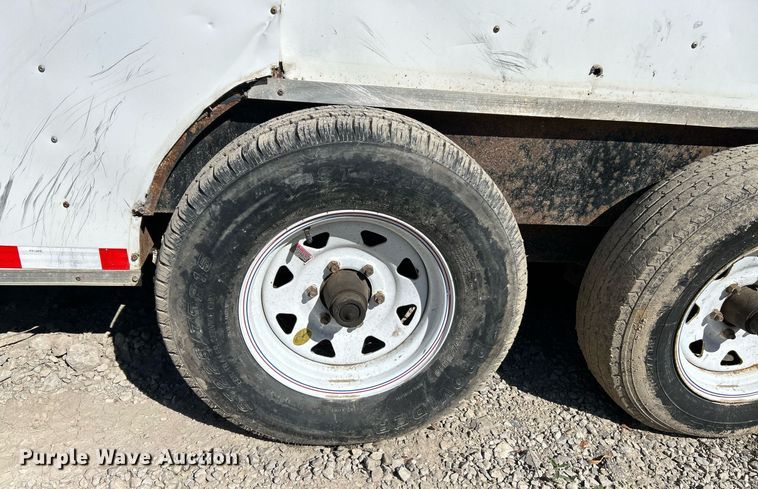 image for item NQ9924 2014 Doolittle FD-304  enclosed cargo trailer