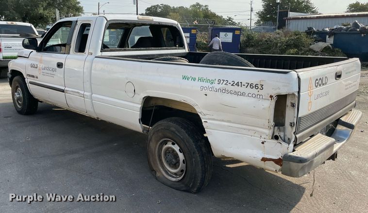 image for item NT9531 2001 Dodge Ram 2500  Quad Cab pickup truck