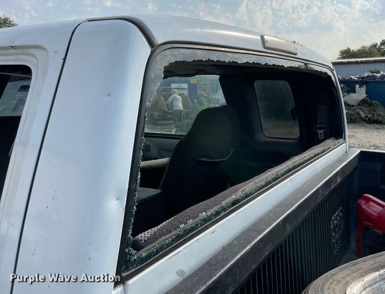 image for item NT9531 2001 Dodge Ram 2500  Quad Cab pickup truck