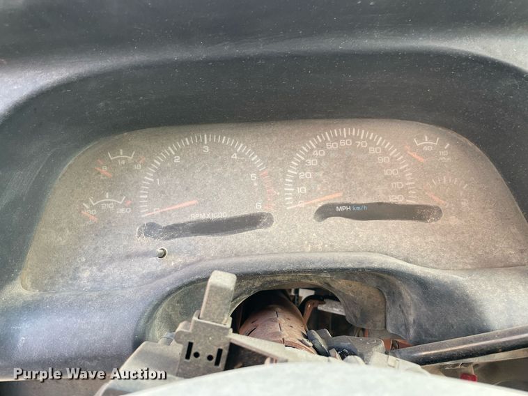 image for item NT9531 2001 Dodge Ram 2500  Quad Cab pickup truck