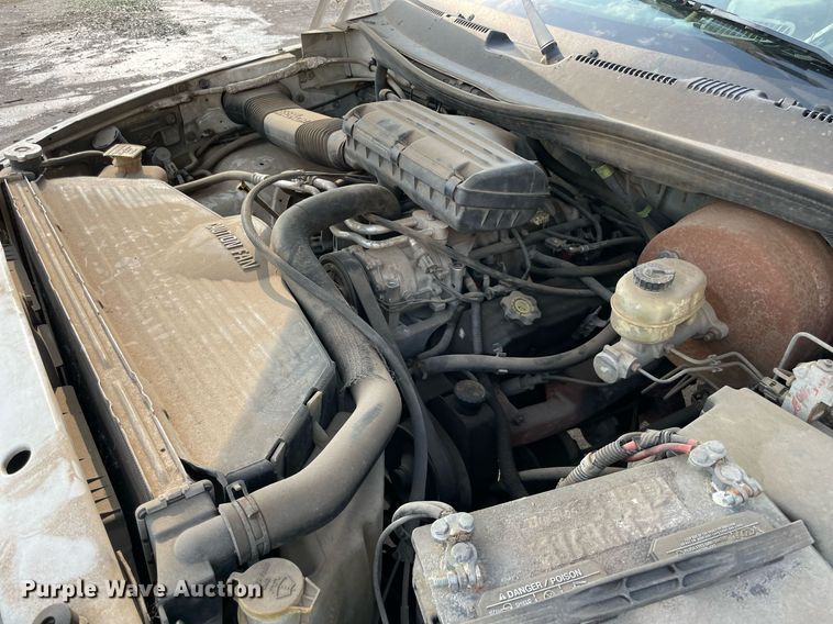 image for item NT9531 2001 Dodge Ram 2500  Quad Cab pickup truck