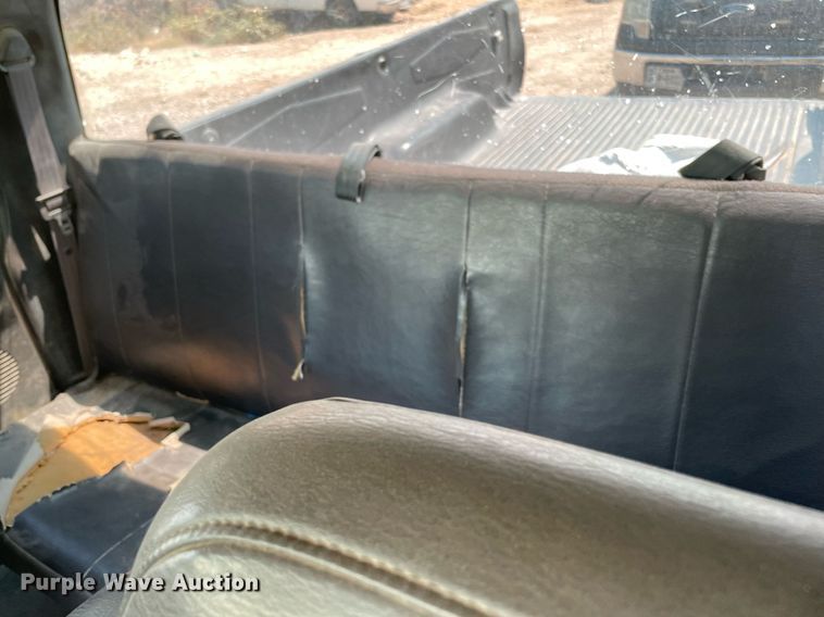 image for item NT9537 2002 Dodge Ram 2500  Quad Cab pickup truck