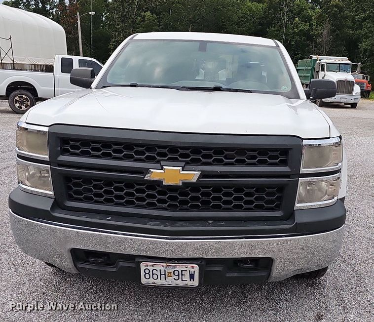 image for item NT9819 2014 Chevrolet Silverado 1500  Crew Cab pickup truck