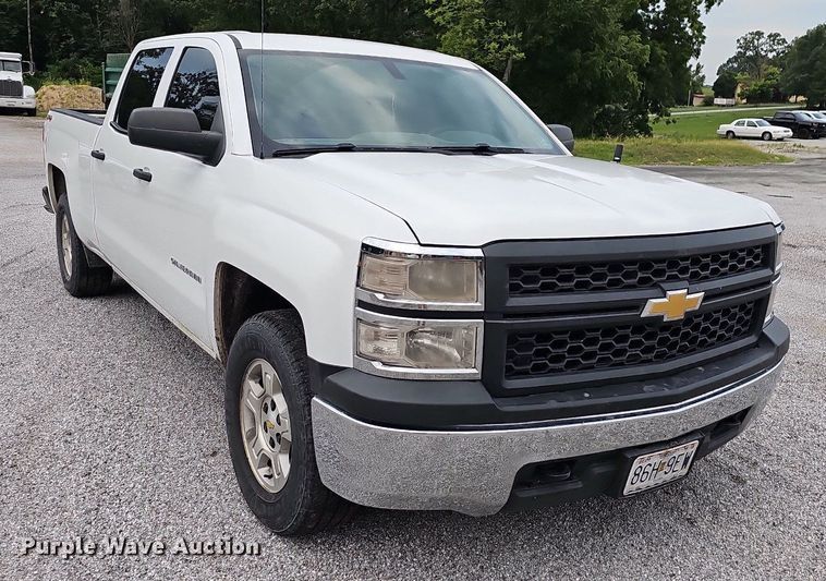 image for item NT9819 2014 Chevrolet Silverado 1500  Crew Cab pickup truck