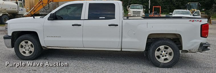 image for item NT9819 2014 Chevrolet Silverado 1500  Crew Cab pickup truck