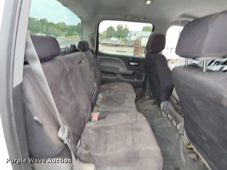 image for item NT9819 2014 Chevrolet Silverado 1500  Crew Cab pickup truck