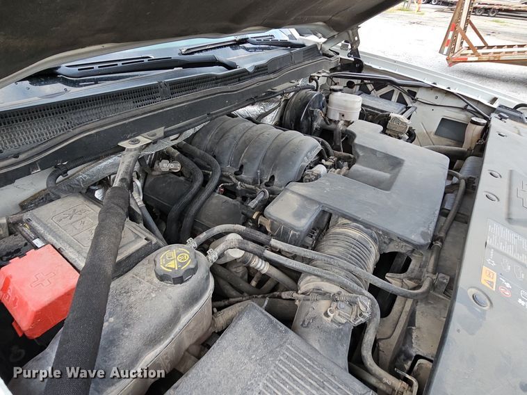 image for item NT9819 2014 Chevrolet Silverado 1500  Crew Cab pickup truck