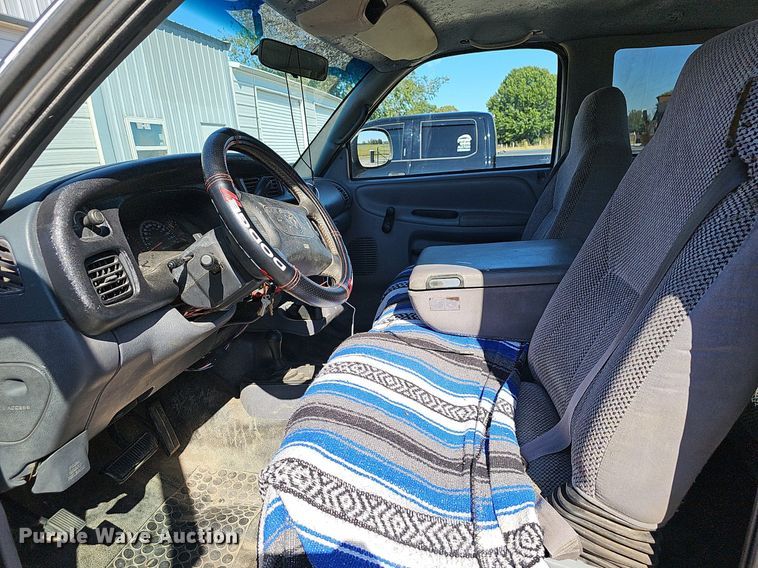 image for item NT9992 1998 Dodge 2500  Club Cab pickup truck