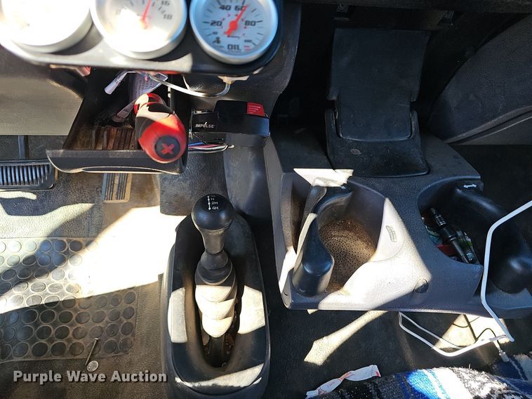 image for item NT9992 1998 Dodge 2500  Club Cab pickup truck