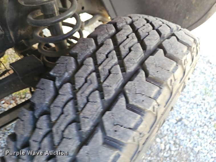 image for item NT9992 1998 Dodge 2500  Club Cab pickup truck