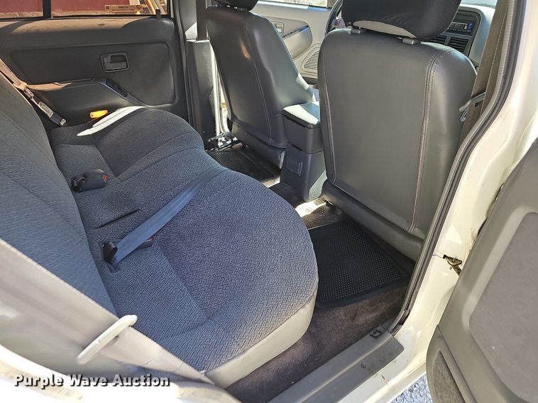 image for item NT9995 1996 Isuzu Rodeo  SUV