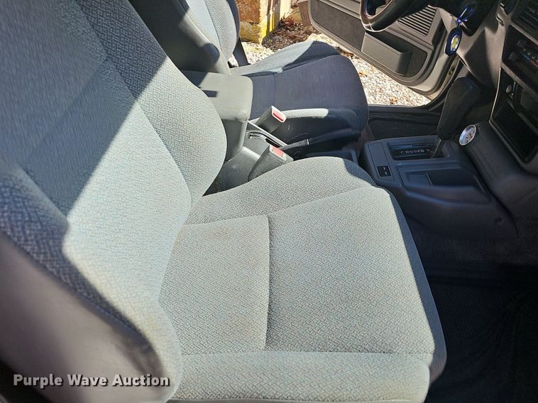 image for item NT9995 1996 Isuzu Rodeo  SUV