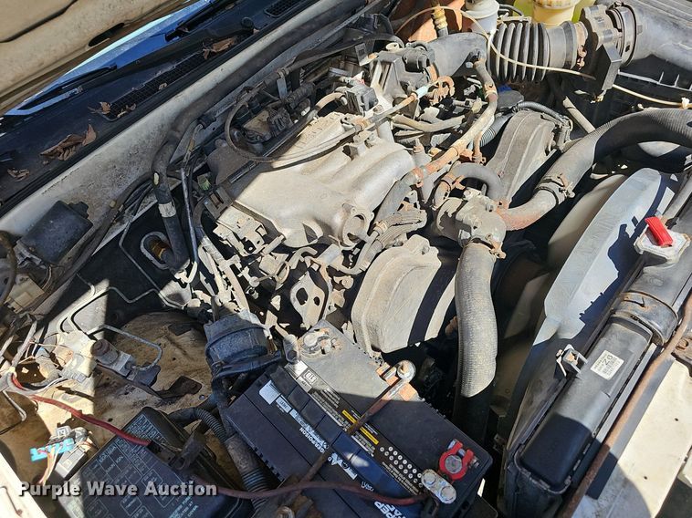 image for item NT9995 1996 Isuzu Rodeo  SUV