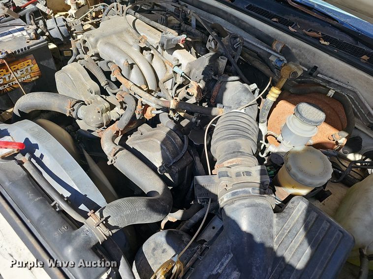 image for item NT9995 1996 Isuzu Rodeo  SUV