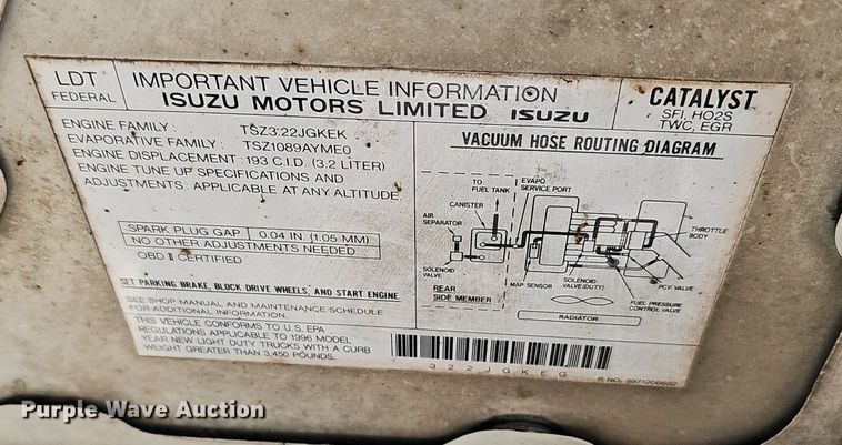 image for item NT9995 1996 Isuzu Rodeo  SUV