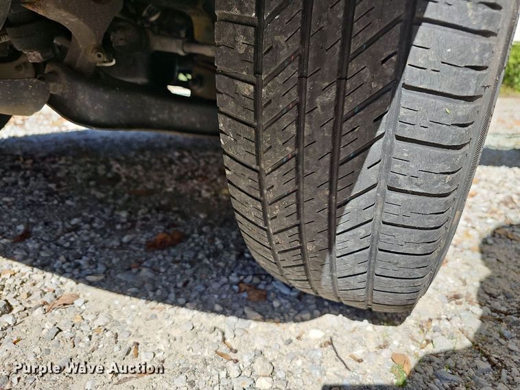 image for item NT9995 1996 Isuzu Rodeo  SUV