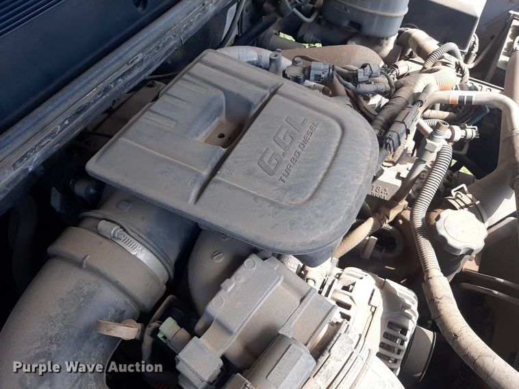 image for item NV9320 2011 Chevrolet Silverado 3500HD  flatbed pickup truck