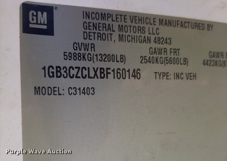 image for item NV9320 2011 Chevrolet Silverado 3500HD  flatbed pickup truck