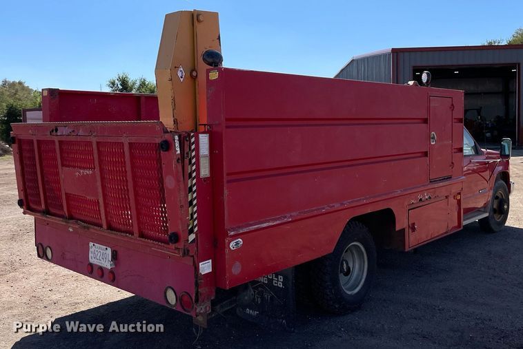 image for item NX9796 1993 Chevrolet C3500  flatbed pickup truck