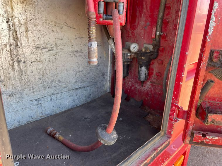 image for item NX9796 1993 Chevrolet C3500  flatbed pickup truck