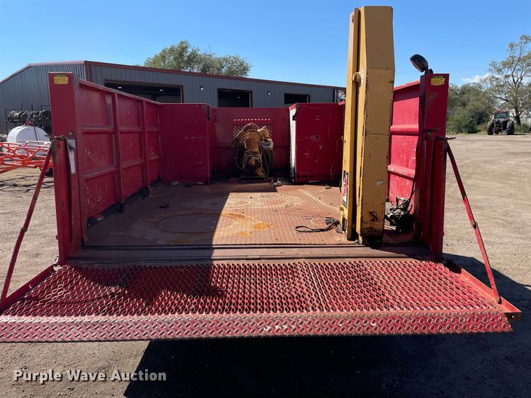 image for item NX9796 1993 Chevrolet C3500  flatbed pickup truck