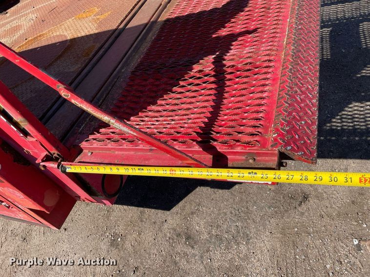 image for item NX9796 1993 Chevrolet C3500  flatbed pickup truck