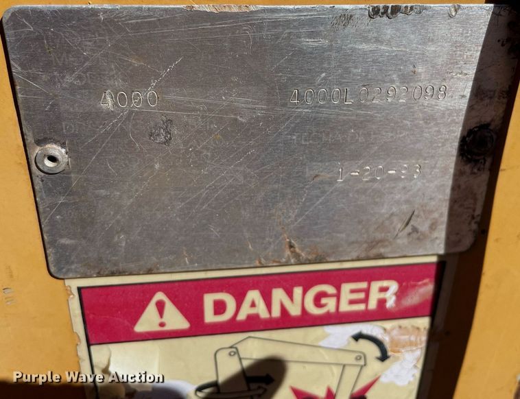 image for item NX9796 1993 Chevrolet C3500  flatbed pickup truck