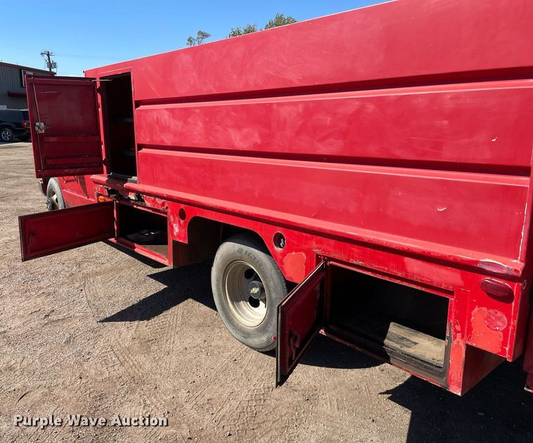 image for item NX9796 1993 Chevrolet C3500  flatbed pickup truck