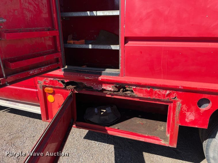 image for item NX9796 1993 Chevrolet C3500  flatbed pickup truck