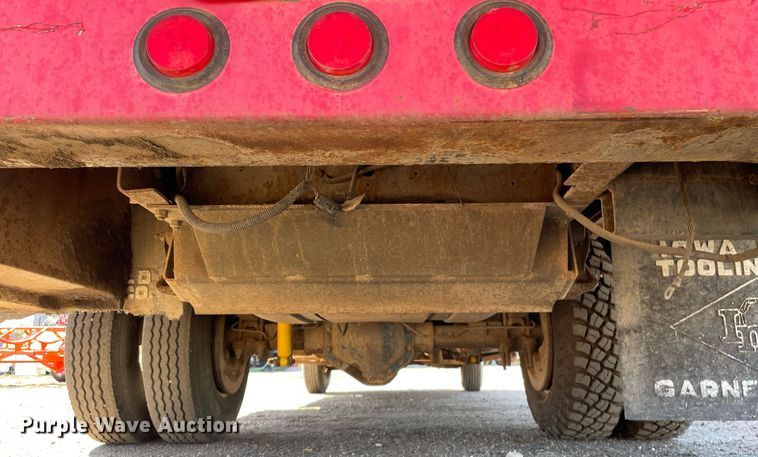 image for item NX9796 1993 Chevrolet C3500  flatbed pickup truck