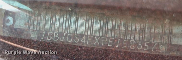 image for item NX9796 1993 Chevrolet C3500  flatbed pickup truck