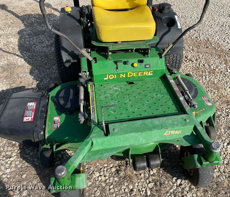 image for item NX9849 John Deere 727A  ZTR lawn mower