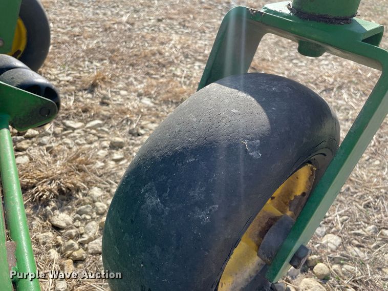 image for item NX9849 John Deere 727A  ZTR lawn mower