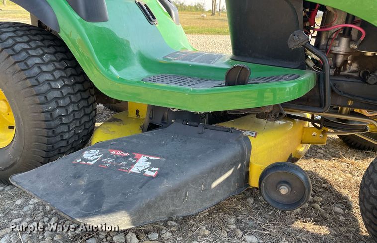 image for item NX9851 John Deere D130  lawn mower