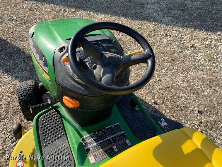 image for item NX9851 John Deere D130  lawn mower