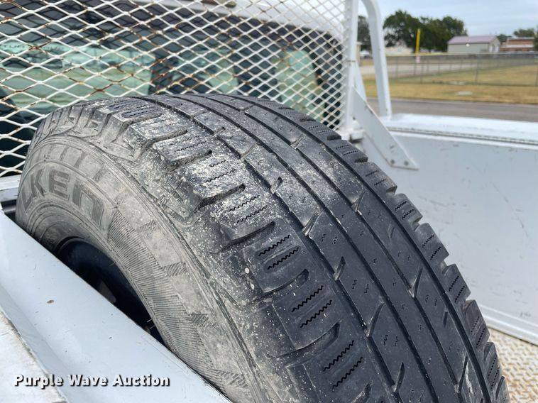 image for item NX9853 2009 Ford F250 Super Duty XL  SuperCab utility bed pickup truck