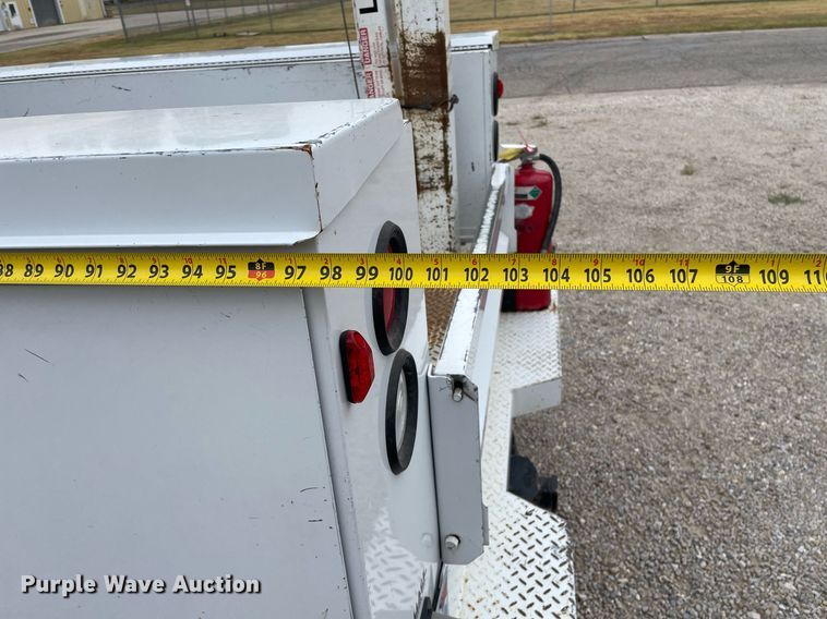 image for item NX9853 2009 Ford F250 Super Duty XL  SuperCab utility bed pickup truck