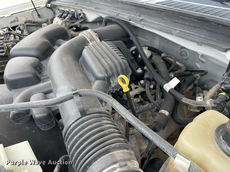 image for item NX9853 2009 Ford F250 Super Duty XL  SuperCab utility bed pickup truck