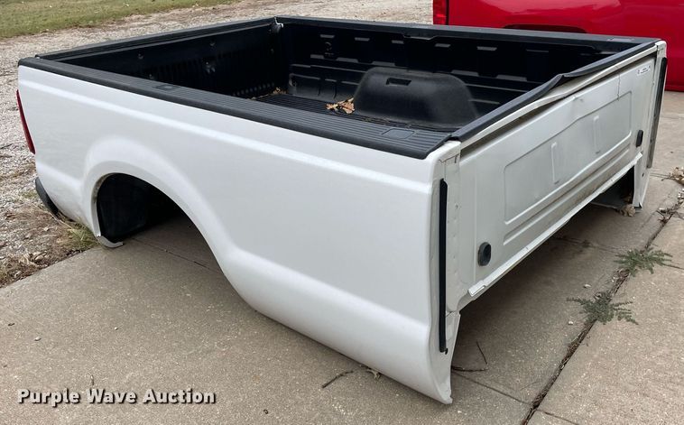 image for item NX9854 Pickup truck bed