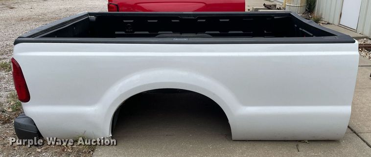 image for item NX9854 Pickup truck bed
