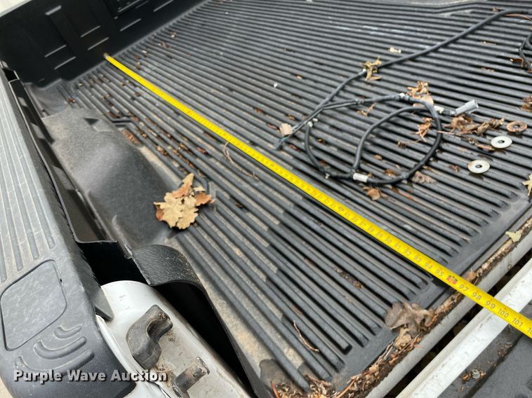 image for item NX9854 Pickup truck bed